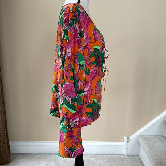 Express Floral V-neck Kimono Sleeve Double Tie Front Top - Picture 10 of 15